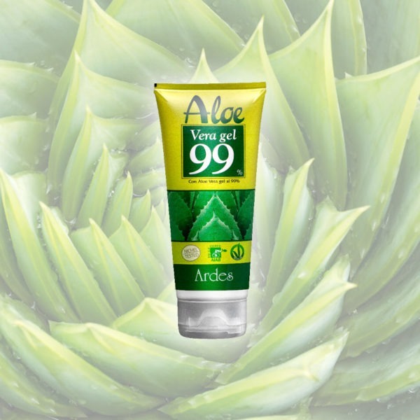 Verde Cream - Ardes - Aloe Vera 99% on Background